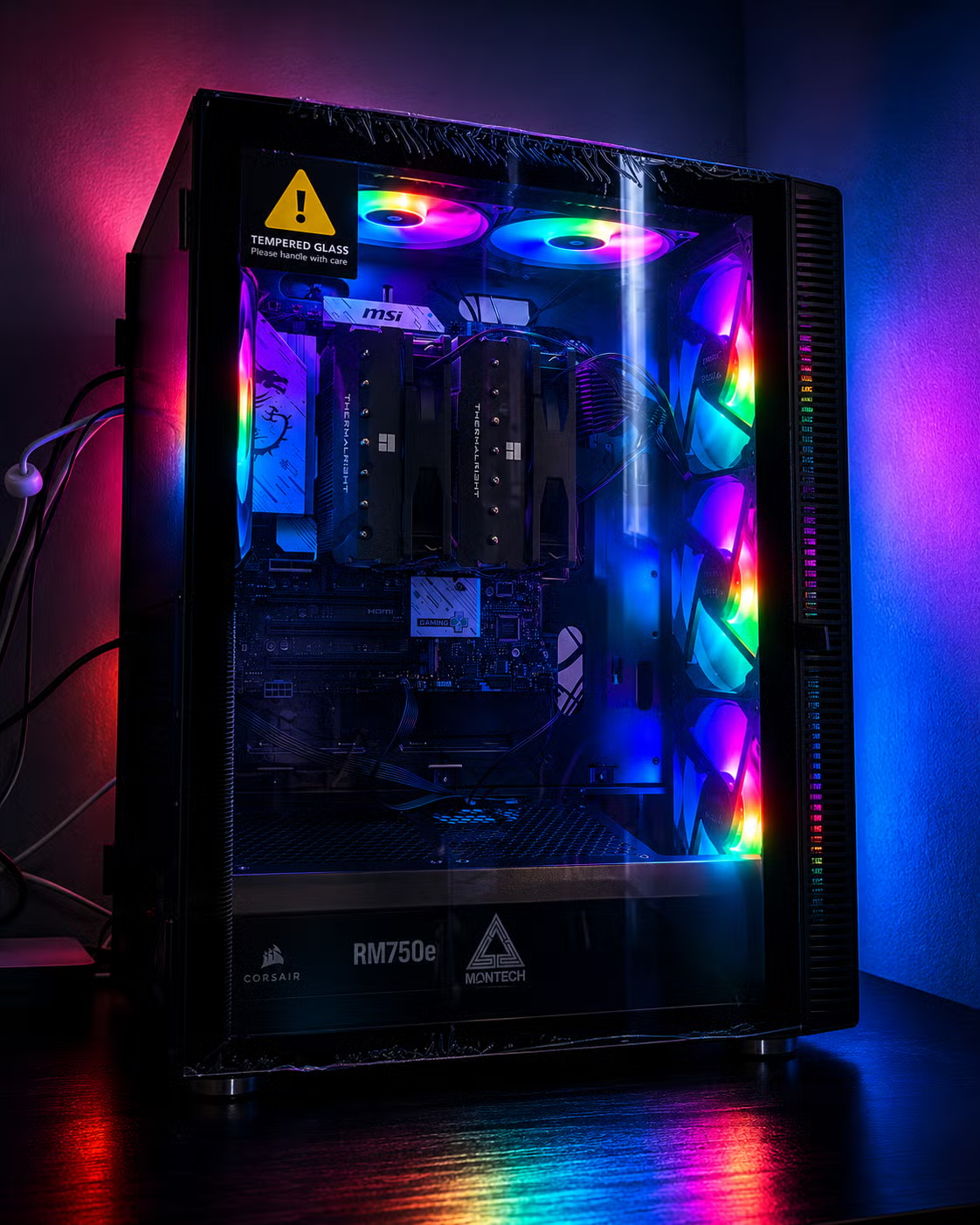 Modern PC-bas med Intel Core Ultra 5 245K och integrerad grafik